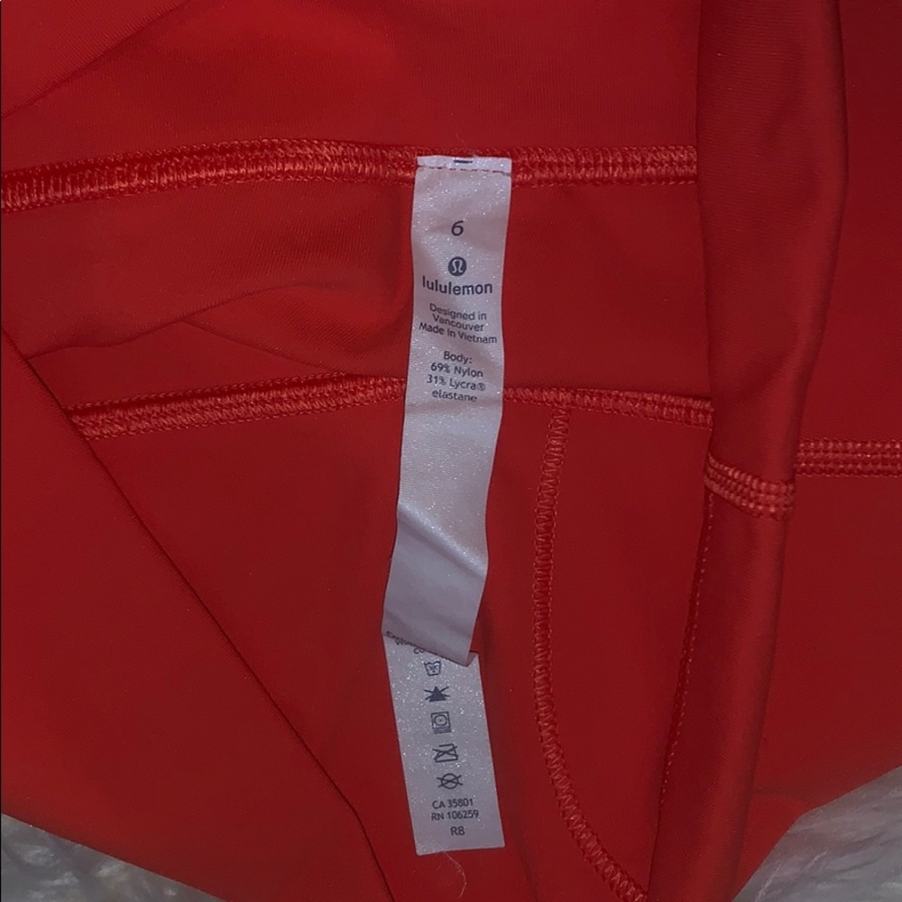 Lululemon wunder under hi-rise 1/2 right 17” - Picture 8 of 9